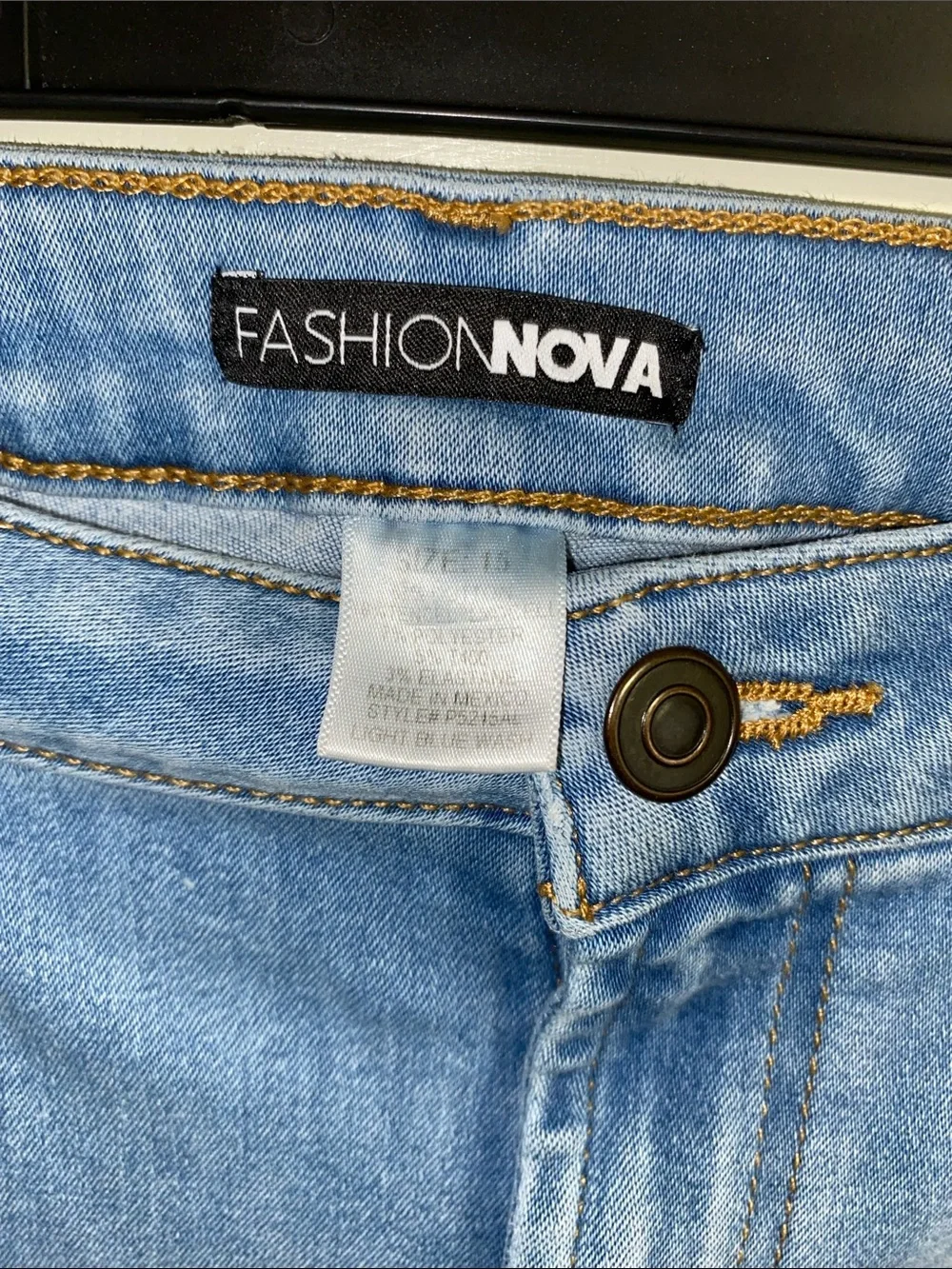 Fashion Nova • Stretchy • Light Blue • High-Rise • Skinny Jeans • Size 15